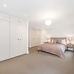 Cavendish Mews South